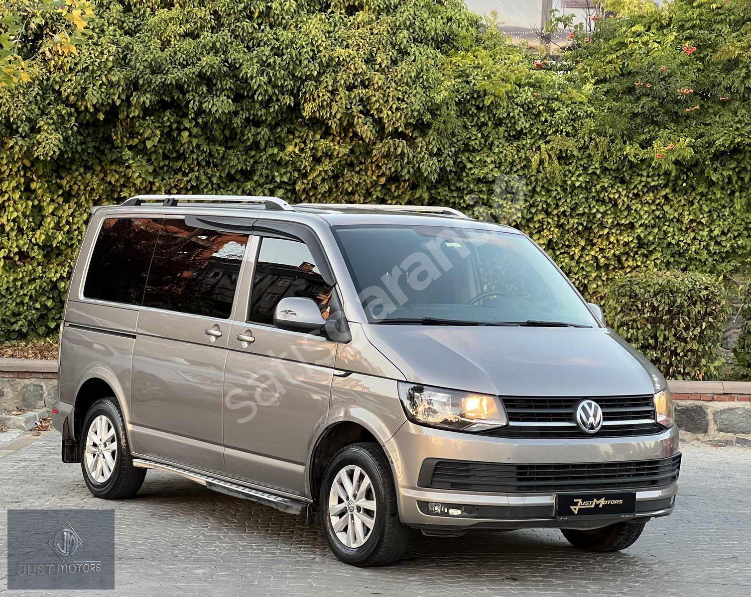 JUST MOTORS | TRANSPORTER 2.0TDI COMFORTLİNE BOYASIZ 110 BİNDE