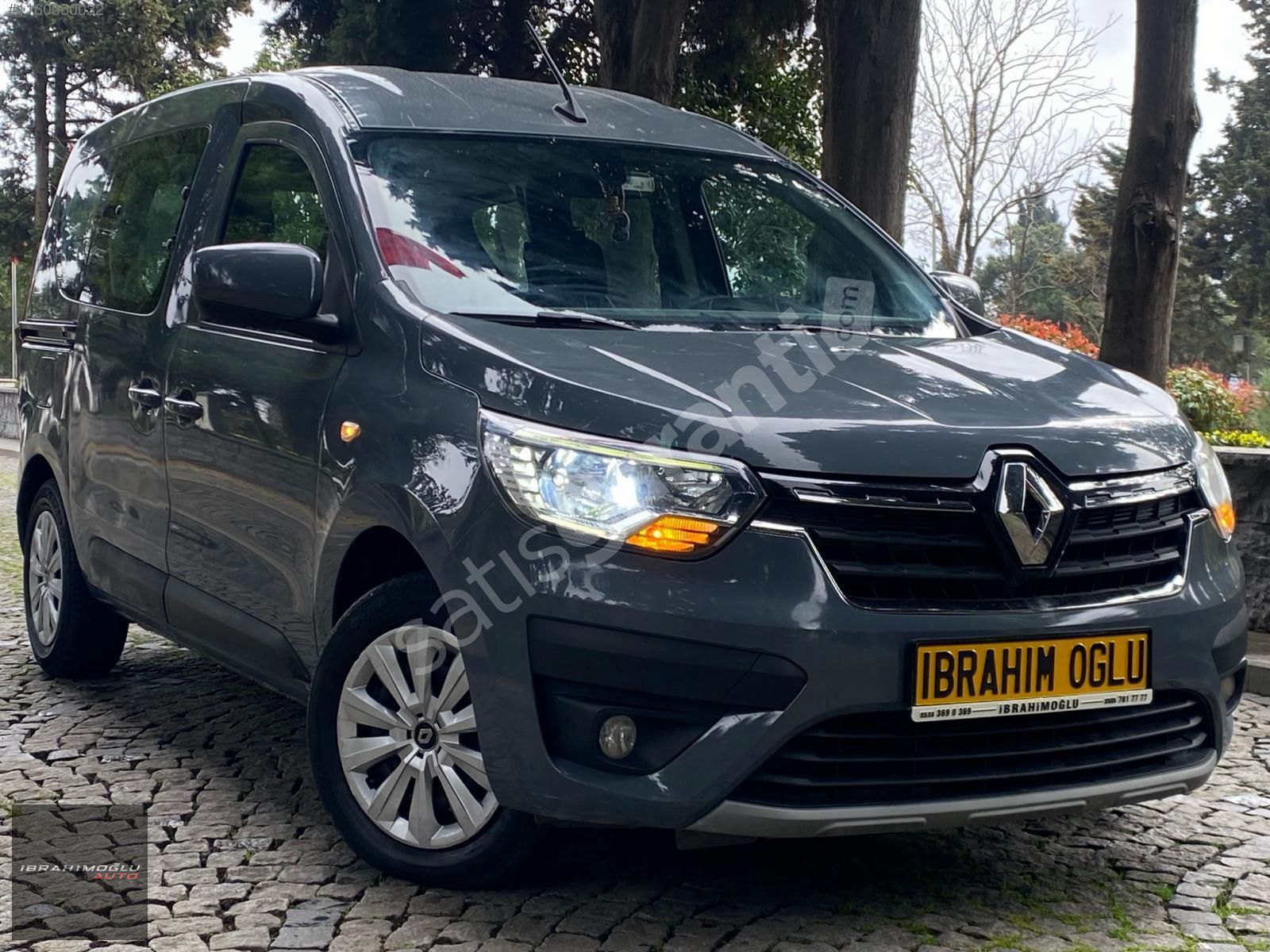 BAKIMLI 2021 RENAULT EXPRESS COMBİ1*5BlueDCİ 95HP JOY 152000KMDE