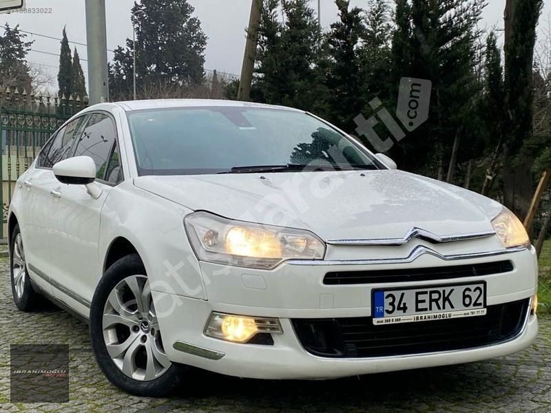 BAKIMLI 2013 CİTROEN C5 1*6e-HDİ CONFORT OTOMATİK 115 HP