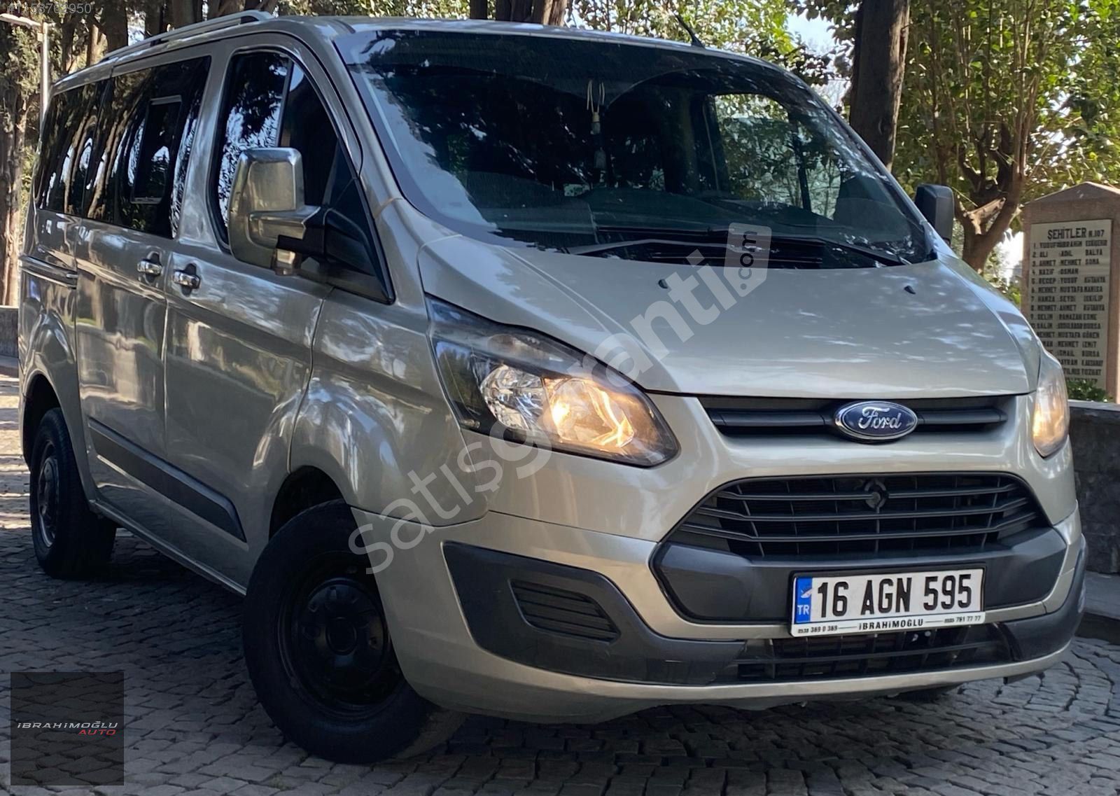 BAKIMLI 2012 FORD CUSTOM 310S TREND CAMLIVAN 6 KİŞİLİK