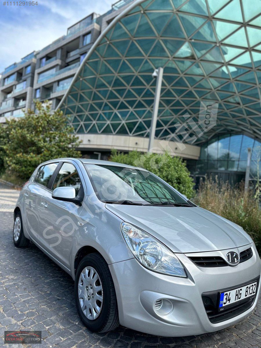 *ÖZDEMİR MOTORS'DAN OTOMATİK 82.600 KM EMSALSİZ TEMİZ İ20 TROY*