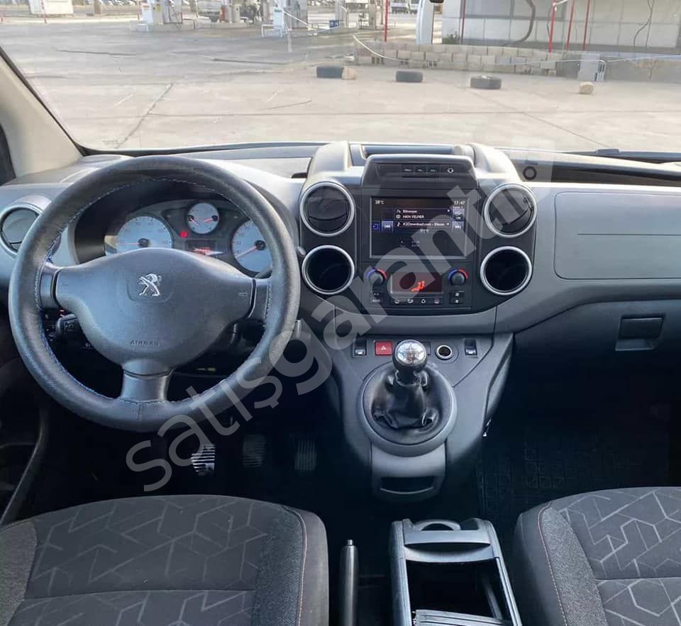 2017 model pejo partner 1.6 hdi active hatasız