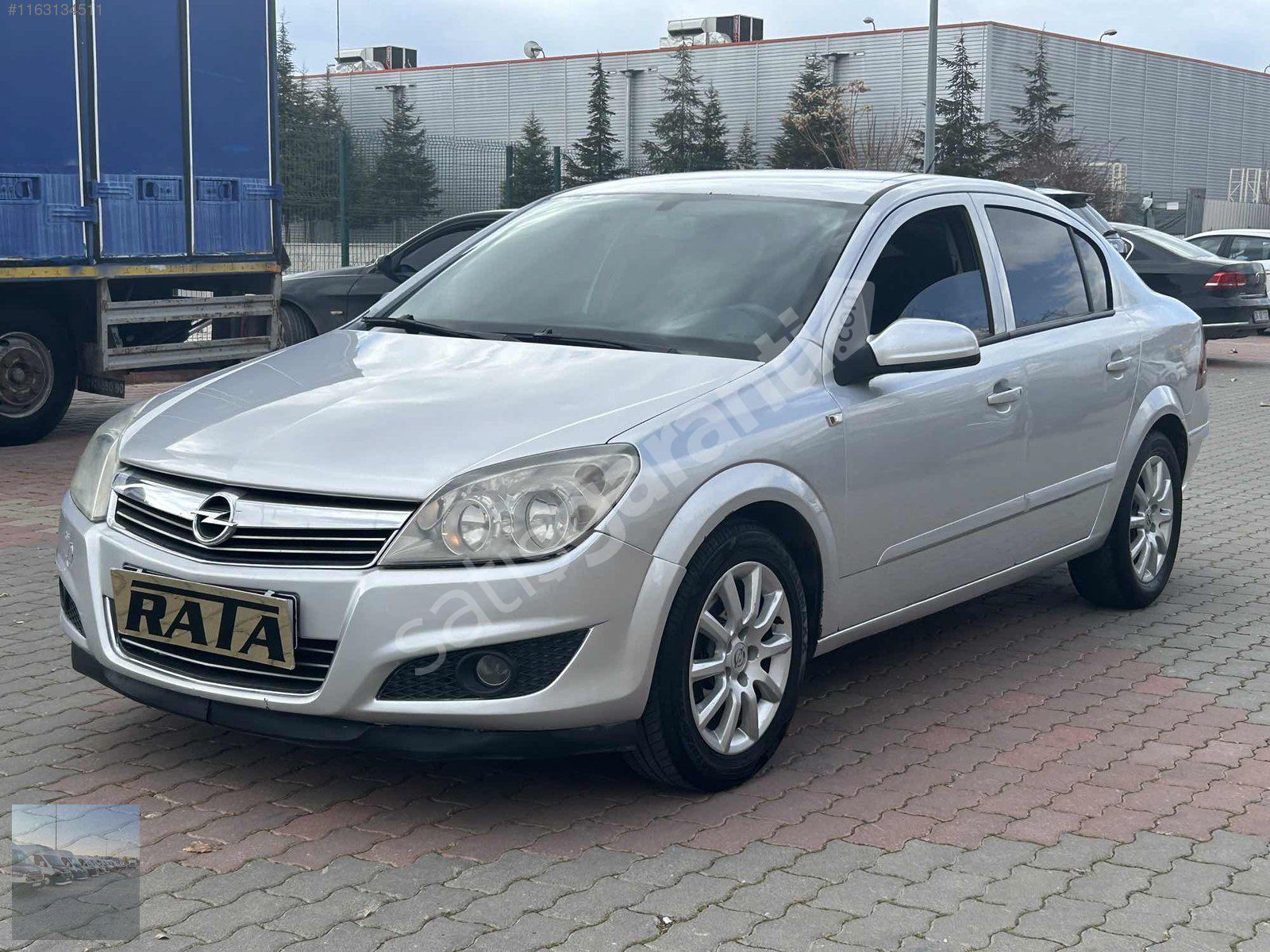 RATA DAN 2008 MODEL ÇOK TEMİZ OPEL ASTRA