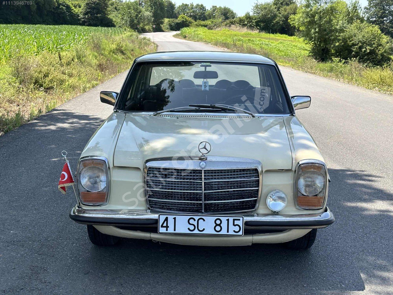 SEZGİN OTOMOTİV'DEN W115 KOLEKSİYONLUK ARAÇ