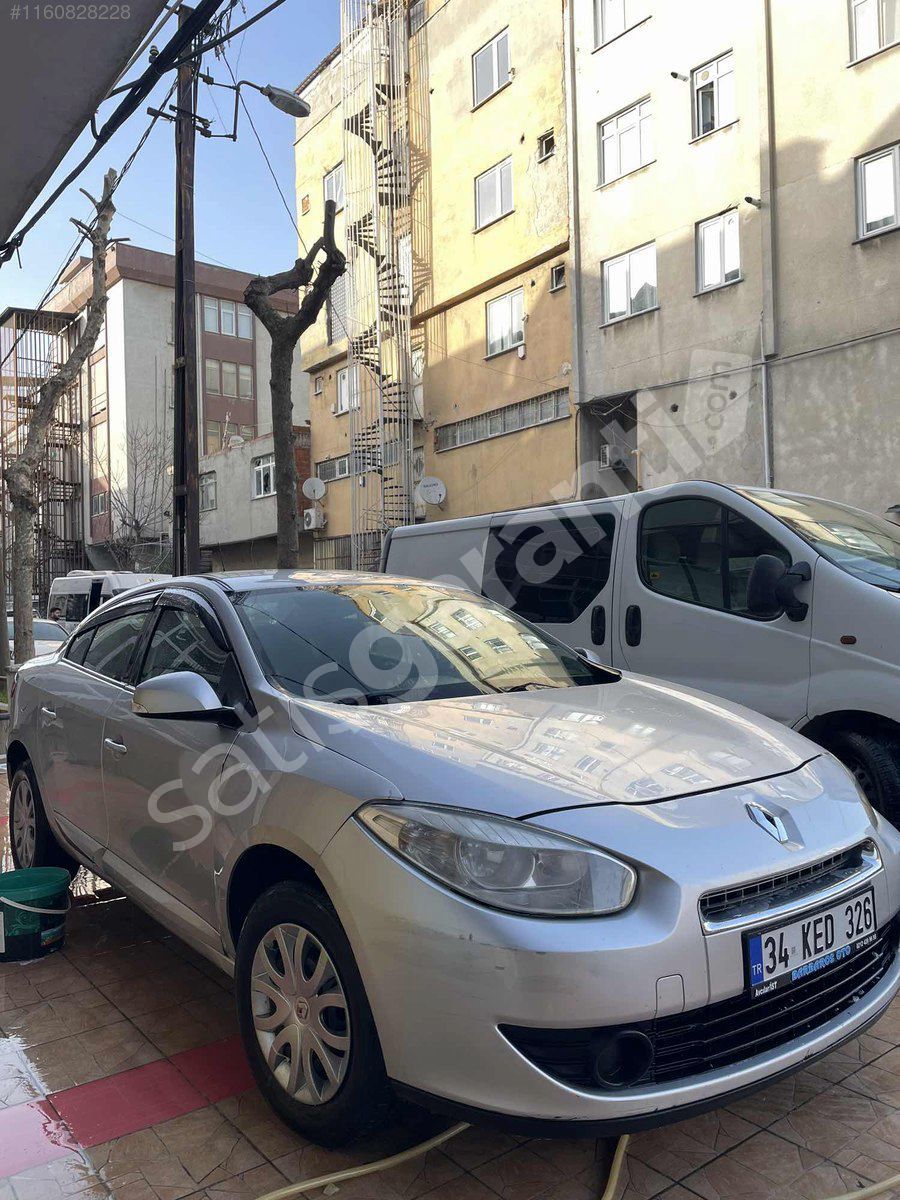 FLUENCE 1.5 DCİ AİLE ARACI