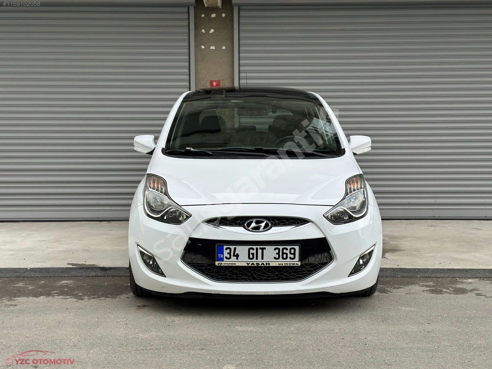 YZC 'DEN BOYASIZ HATASIZ HYUNDAİX20 70 BİNDE CAM TAVAN OTOMATİK
