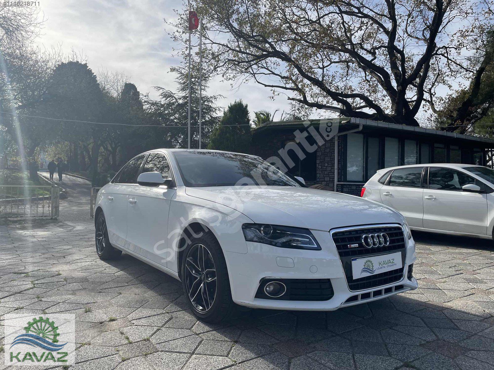 HATASIZ - TRAMERSİZ DÜŞÜK KM SUNROOF+EKRANLI OTOMATİK AUDİ A4