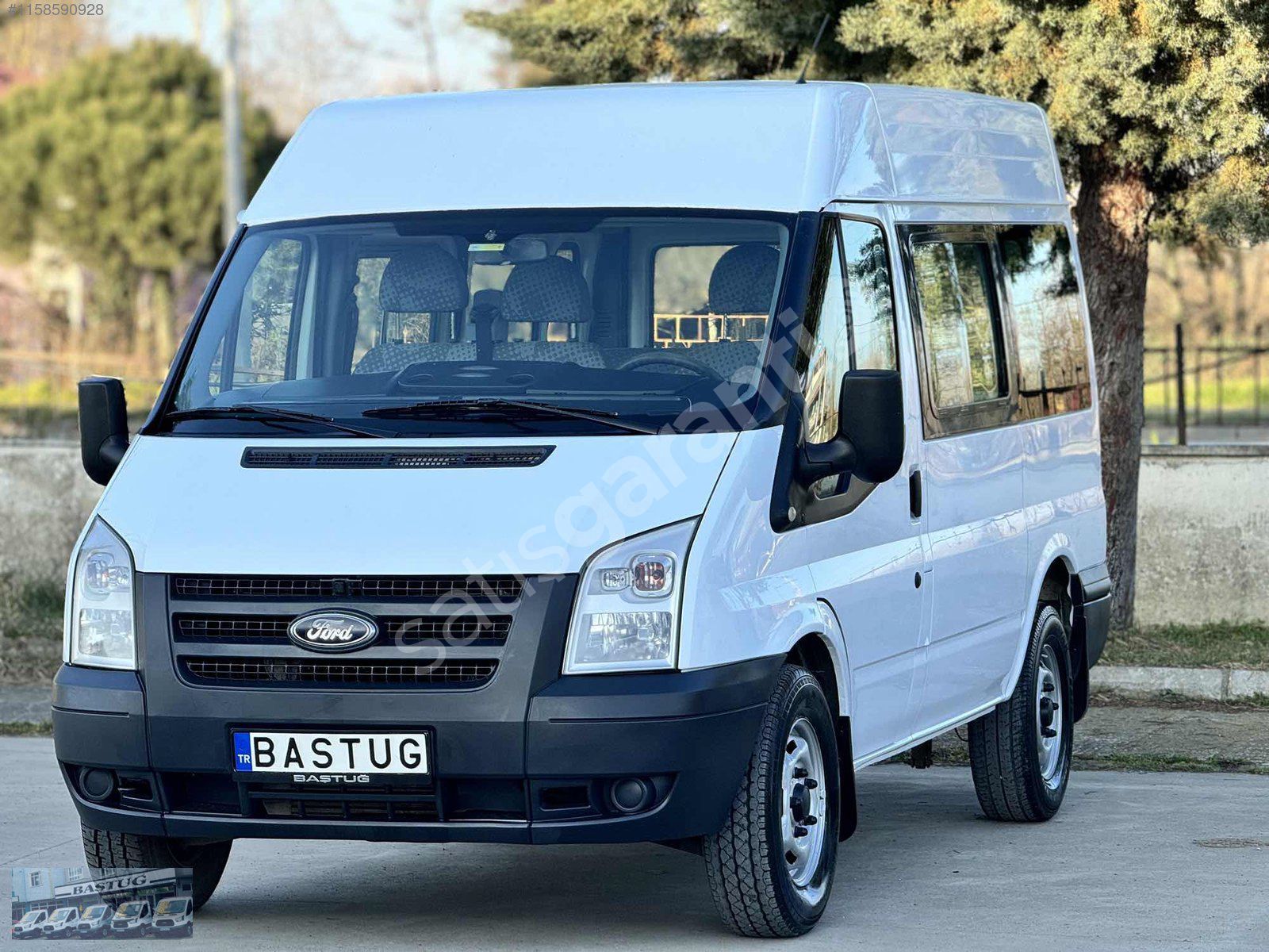 BAŞTUĞ'DAN 2011 MODEL 5+1 CİTY VAN KLİMALI HATASIZ 245 BİN KM