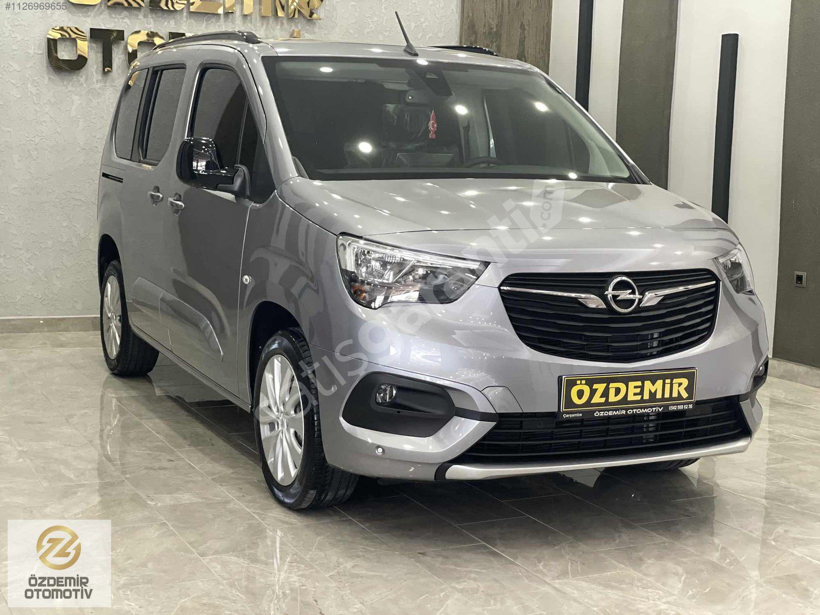 2023 COMBO LIFE ULTİMATE CAM TAVAN OTOMATİK SIFIR ARAÇ