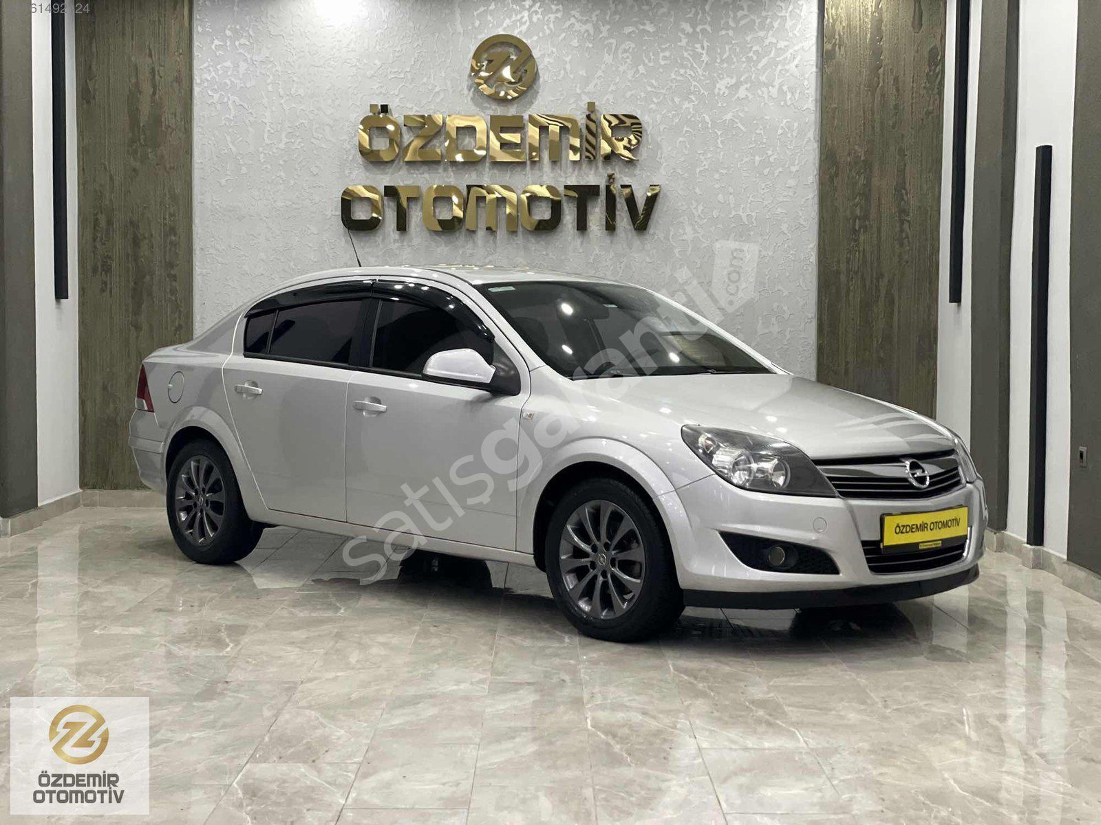 2011 ASTRA 111.YIL 123 bin KM HATASIZ BOYASIZ TRAMERSİZ