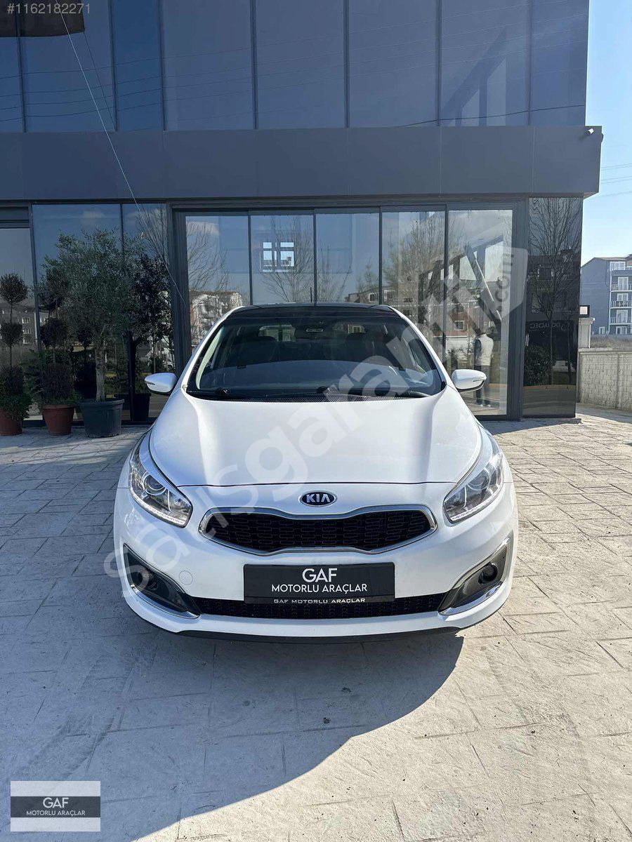 2015 KİA CEED 1.6 CRDİ CONCEPT PLUS OTOMATİK CAM TAVAN 128 HP