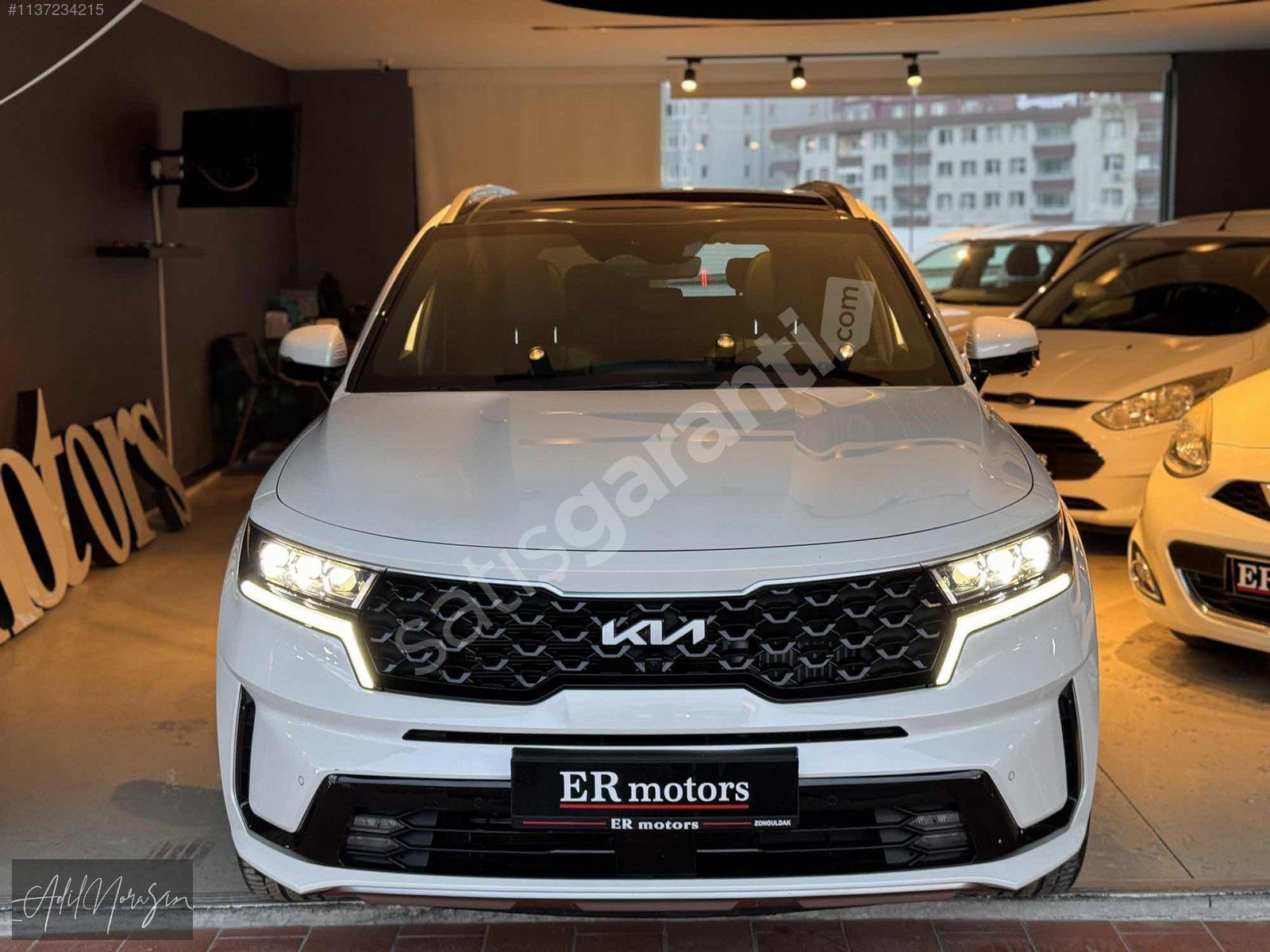 KİA SORENTO 1.6HİBRİT PRESTİGE SMART_4X4_7KOLTUK_AKILLI ANAHTAR