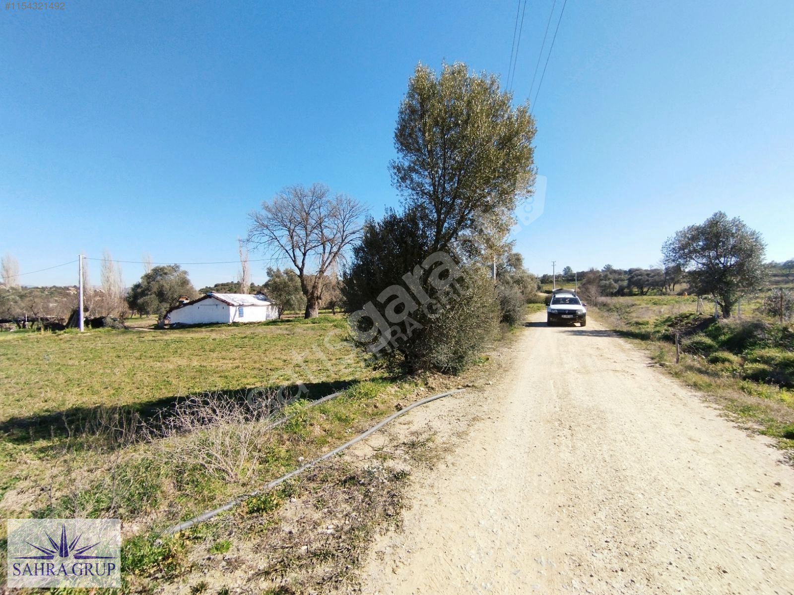 KIRIKKÖY'DE YOLU OLAN MUHTEŞEM KONUMDA DOĞA MANZARALI 500m² ARSA