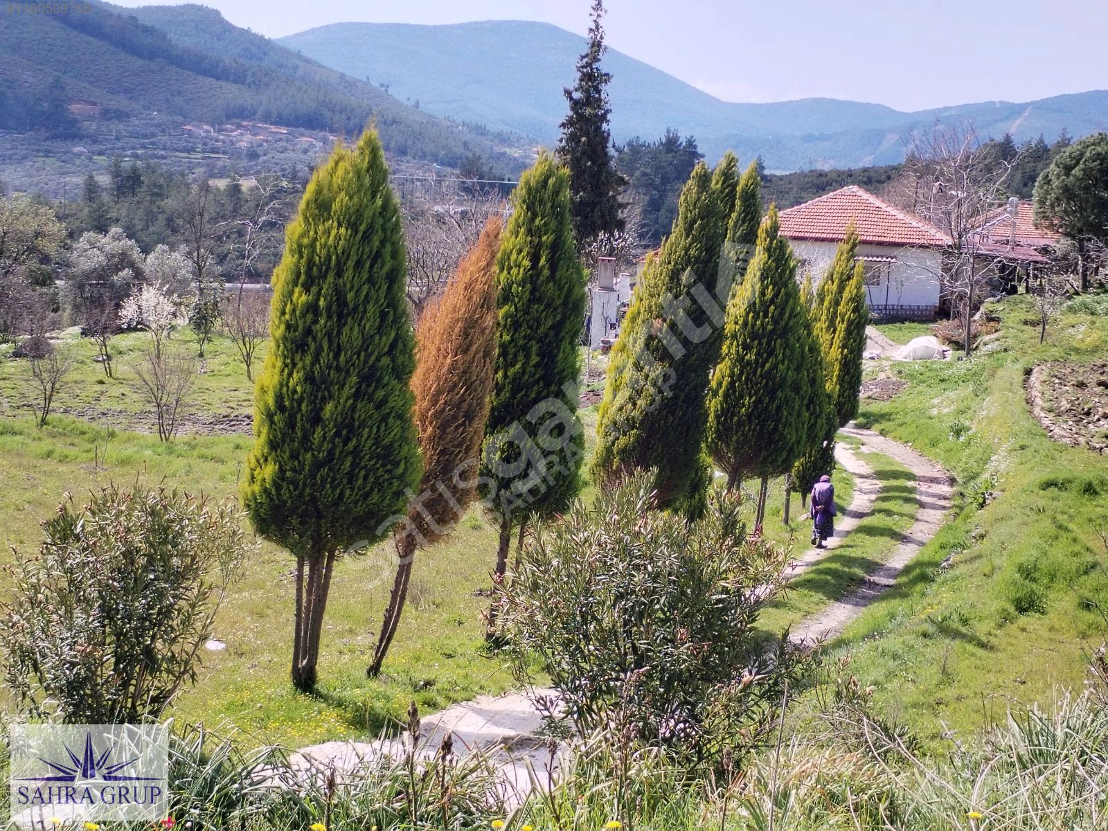 YEŞİLKÖY'DE MUHTEŞEM KONUMUYLA 7900 m² ARSA