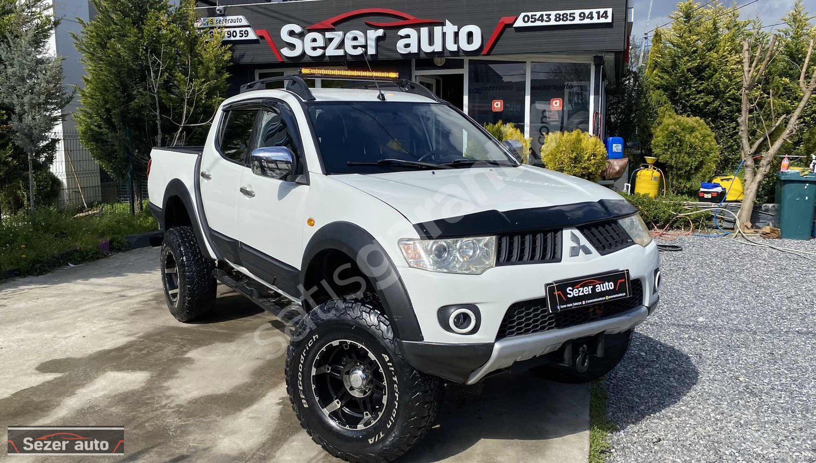 SEZER AUTO SAKARYA'DAN 2011 MİTSUBİSHİ L200 4x4 İNTENSE