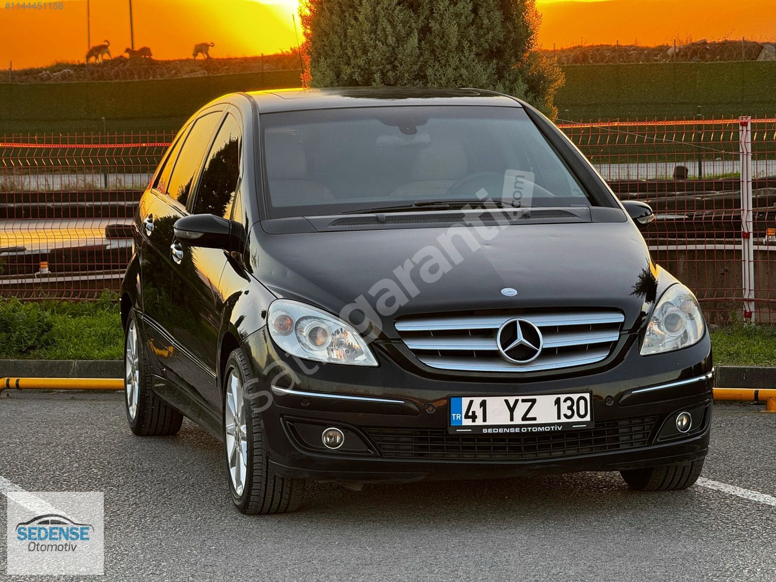 SEDENSE OTOMOTİVDEN MERCEDES B150 MASRAFSIZ SUNROOF
