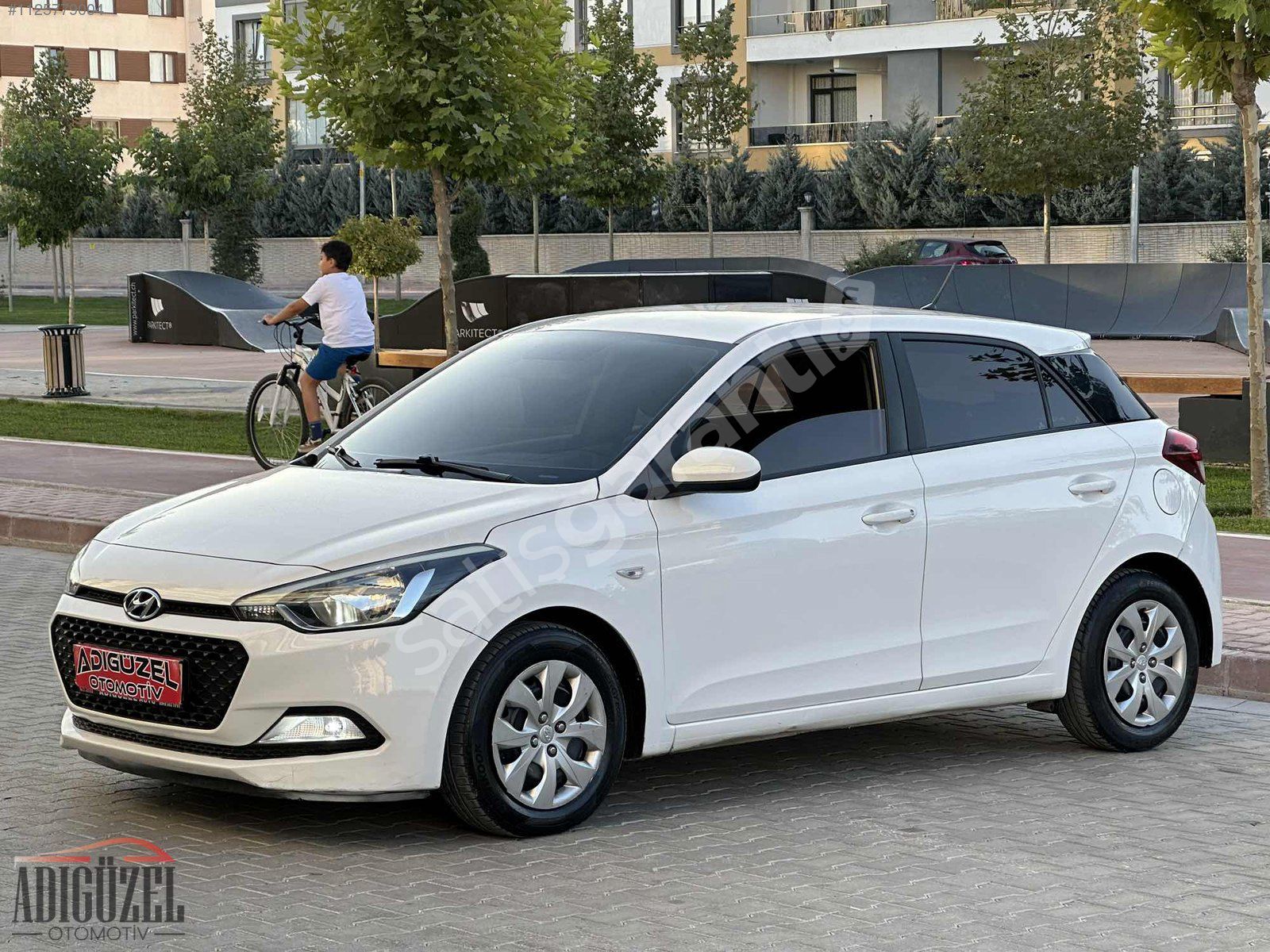EMSALSİZ TEMİZLİKTE!! 2015 MODEL HYUNDAİ İ20 1.4 CRDİ JUMP