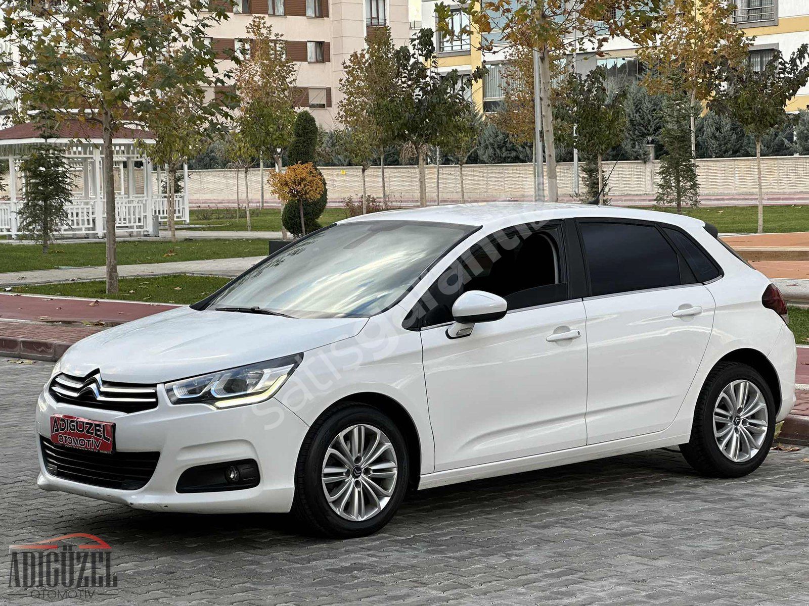 2015 MODEL CİTROEN C4 1.6 e-HDİ COMFORT PLUS OTOMATİK VİTES