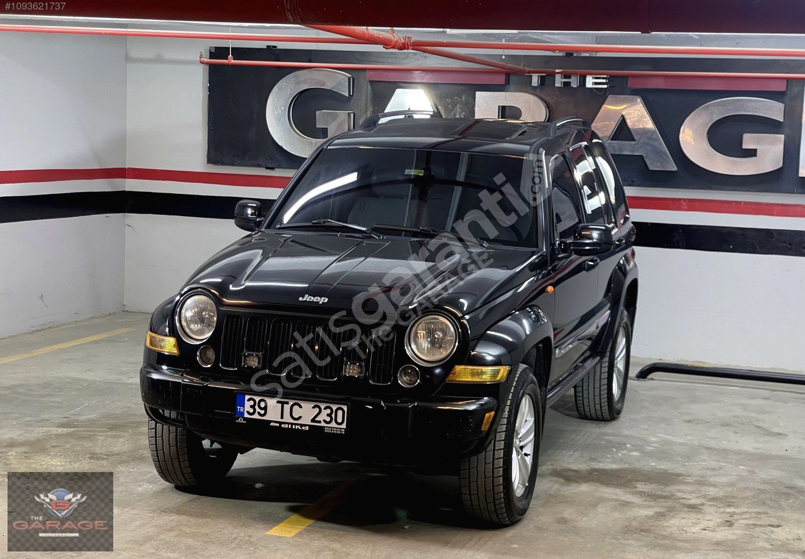The GARAGE DAN KAZASIZ BOYASIZ ORJINAL KM DE MAKYAJLI