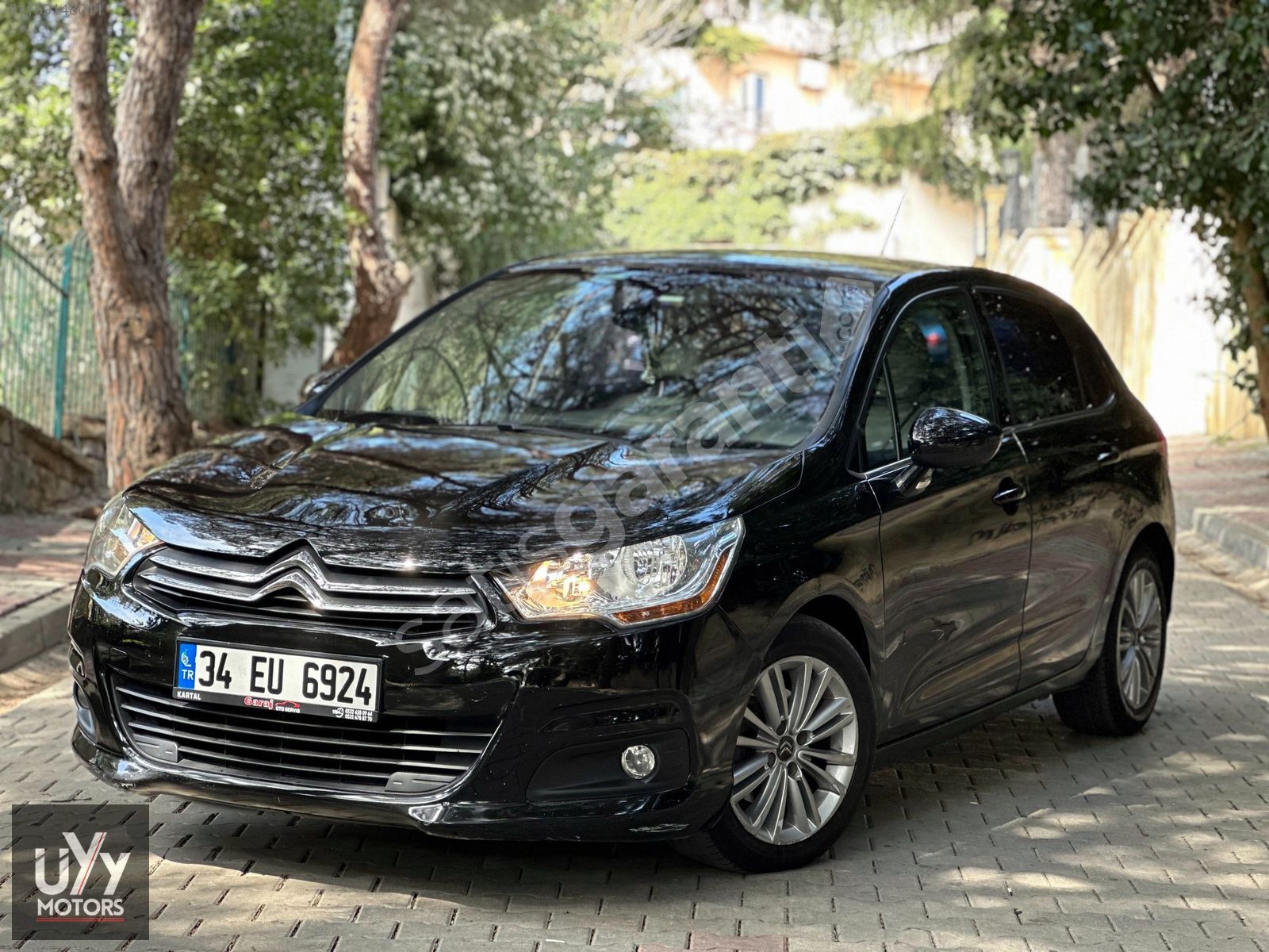 UYY MOTORS'DAN 2012 CİTRÖEN C4 1.6 eHDİ CONFORT PLUS 112 HP