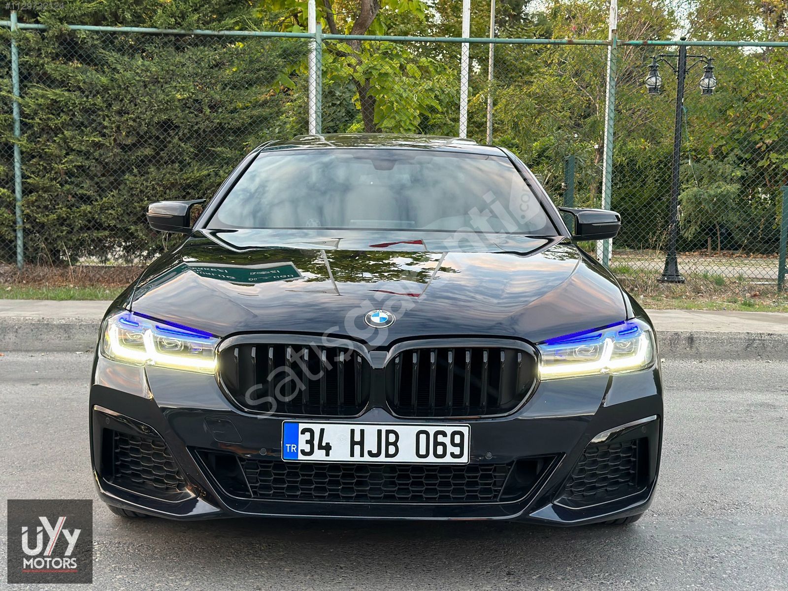 HATASIZ BOYASIZ 2017 BMW 530i XDRİVE M/SPORT CARBON SCHWARZ