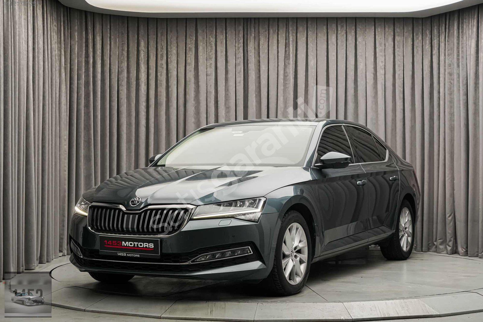 1453 MOTORS SKODA SUPERB 700 BİN TL KREDİ