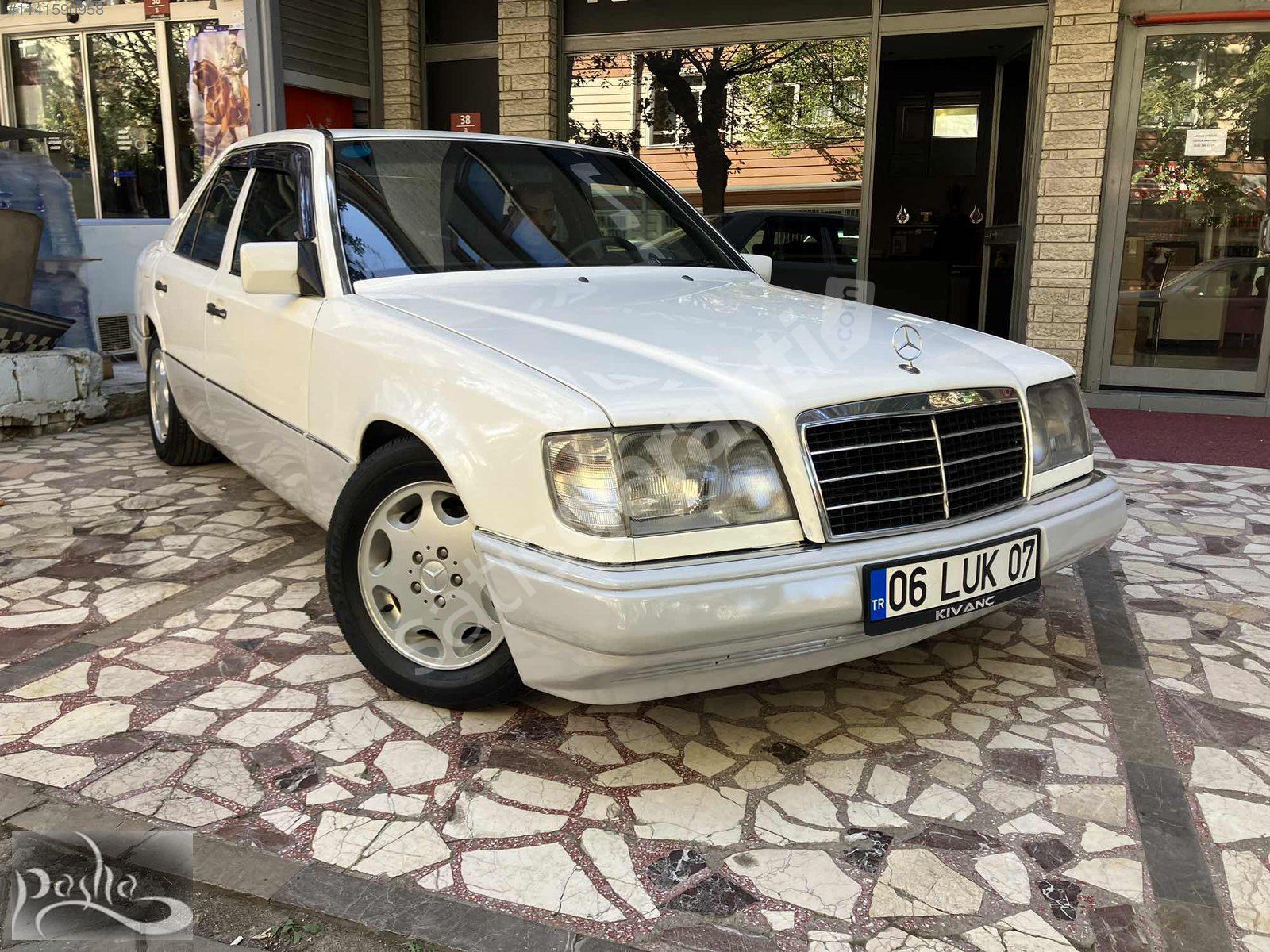 1994 E 200 OTOMATİK SPORT DÖŞEME BEYAZ ÇOK TEMİZ LPG