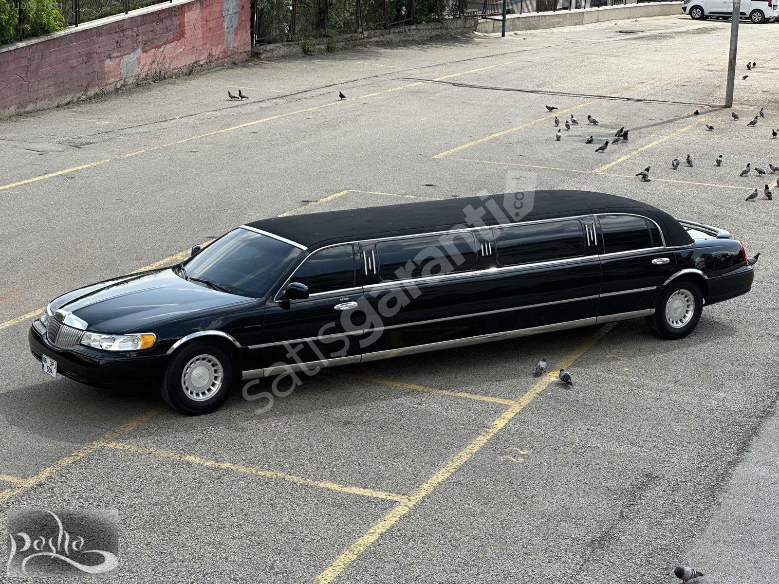 PASHA'DAN 2001 LİNCOLN TOWNCAR 4.6 LİMUZİN 9 METRE EMSALSİZ.....
