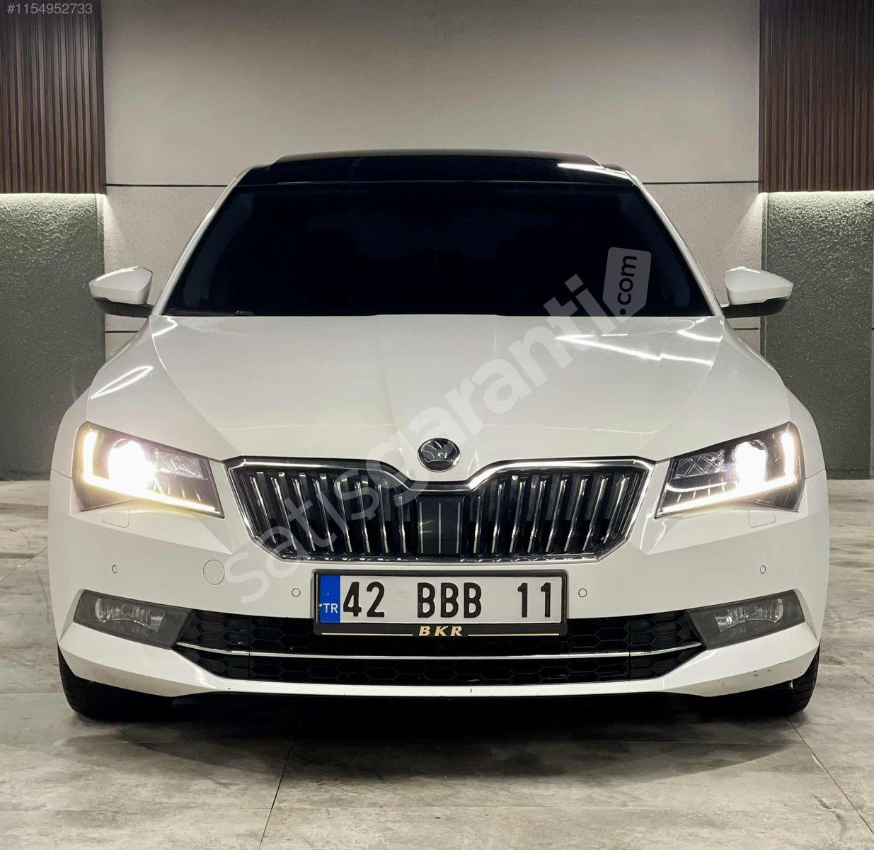 BKR'DEN SKODA SUPERB 1.6 TDI DSG 4-K ISITMA CAM TAVAN