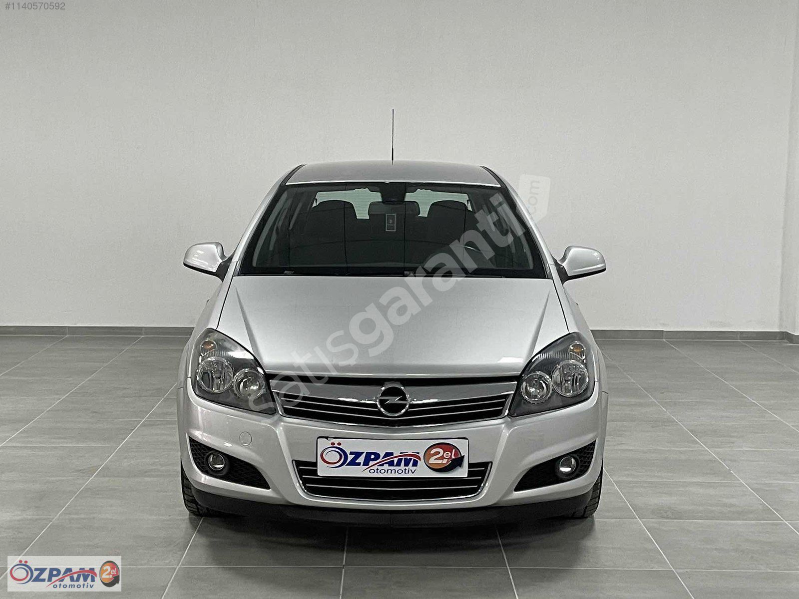 ÖZPAM 2.EL'DEN 2013 OPEL ASTRA 1.6i ESSENTİA KONFOR LPGLi 115 BG