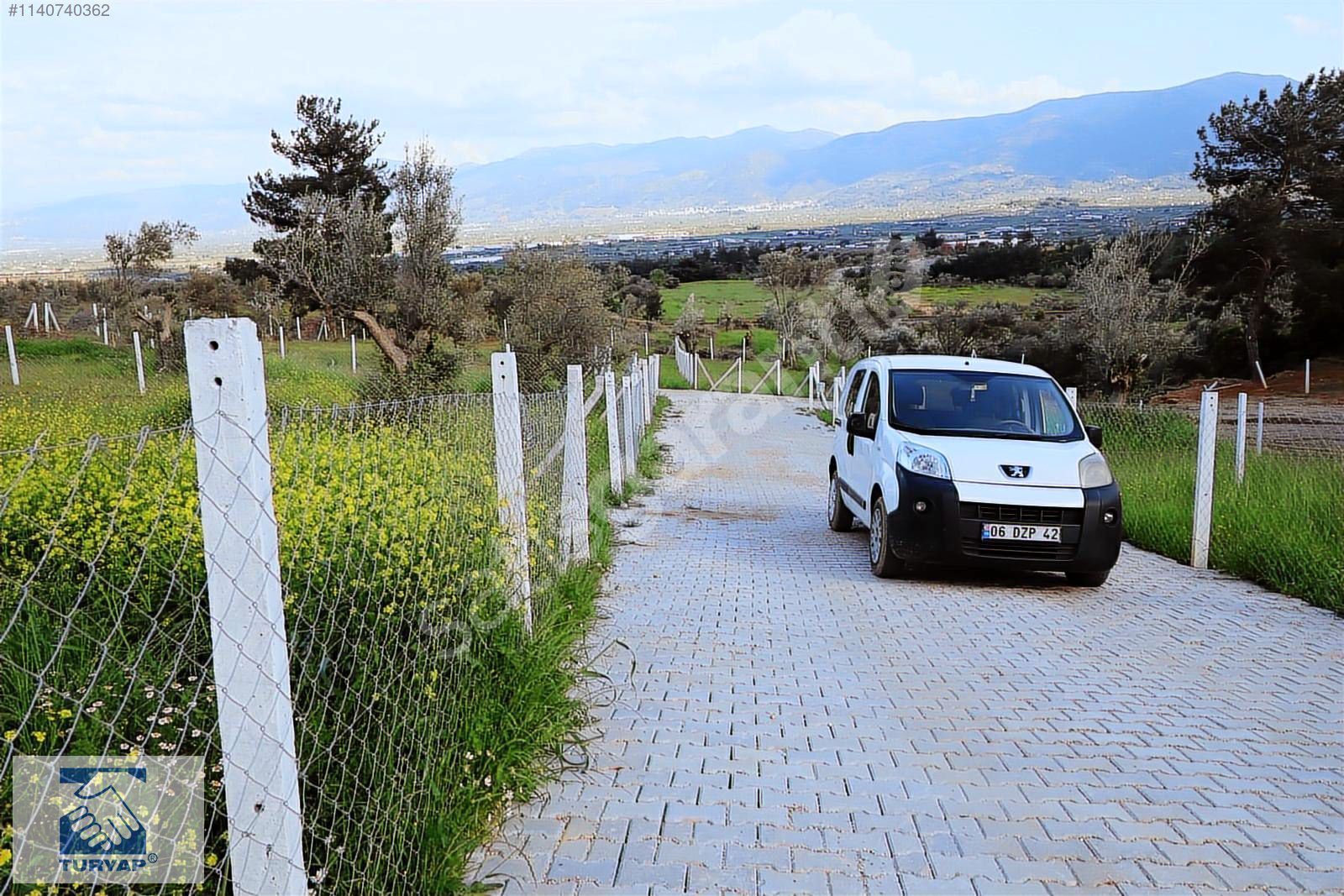 Kemalpaşa Çambel Satılık 410 m2 Bahçe