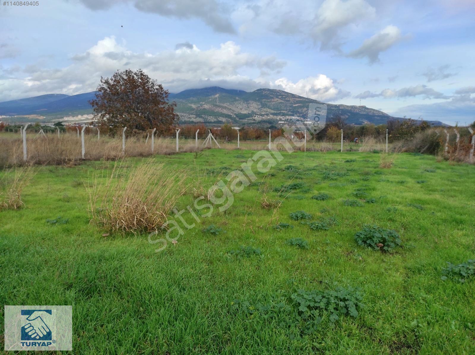 Kemalpaşa Aşağıkızılca'da Satılık 860 m2 Bahçe