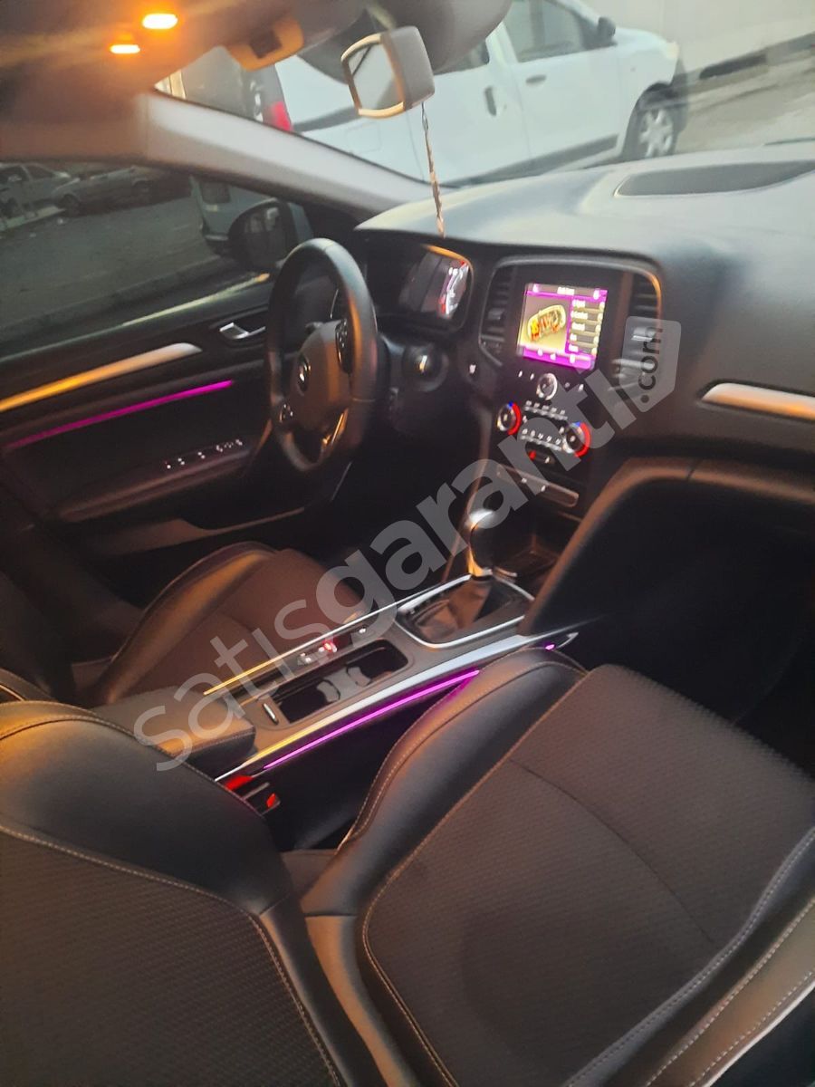 Sahibinden Hatasız 2019 Model 2020 Çıkışlı Megane 