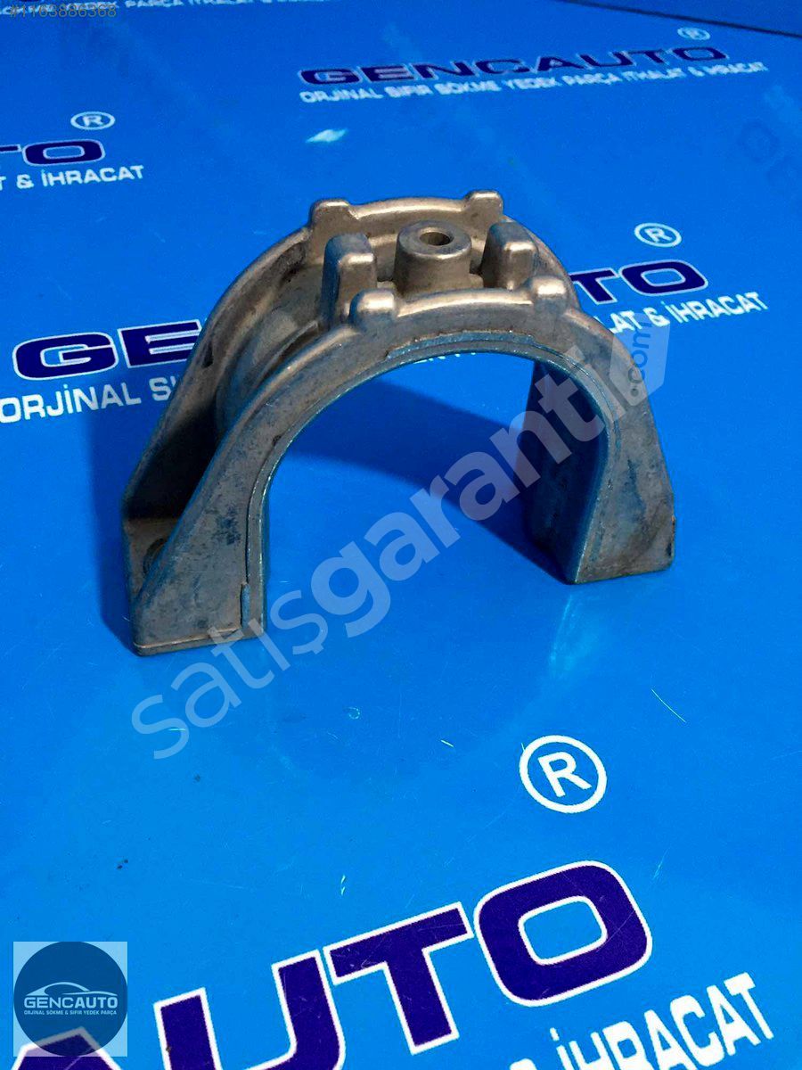 BMW E60 VİRAJ DEMİRİ KELEPÇESİ ÖN SÖKME ORJİNAL OEM 31356757099