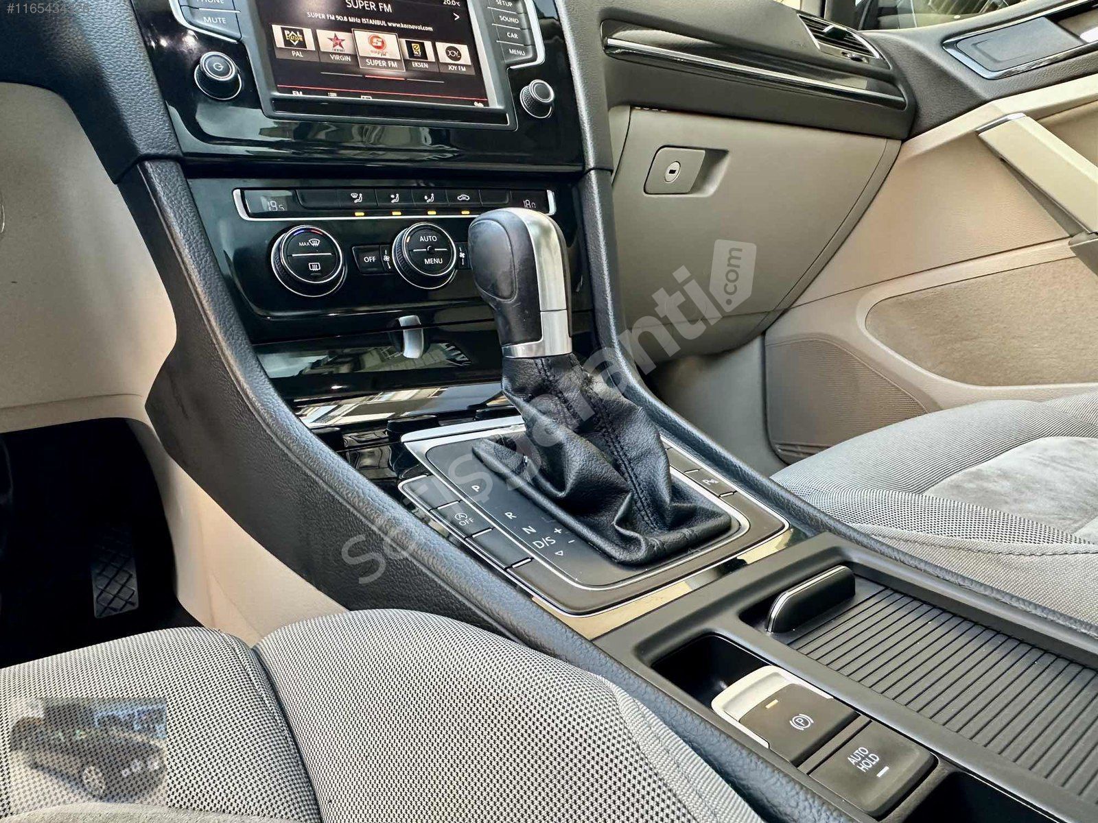 AUTO SHOW_VW GOLF 1.6 TDİ DSG HİGHLİNE İÇ BEJ SUNROOF HATASIZ