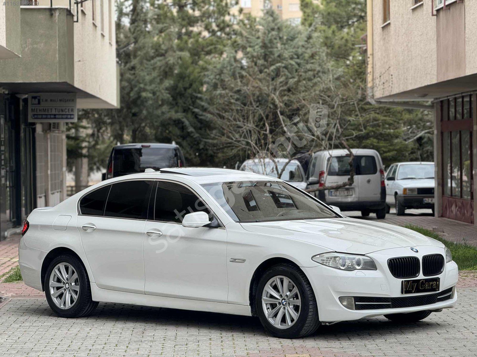 _MY GARAJ_2011 BMW F10 5.20 D EXCLUSİVE BEYAZ İÇİ BEJ 285.000 KM