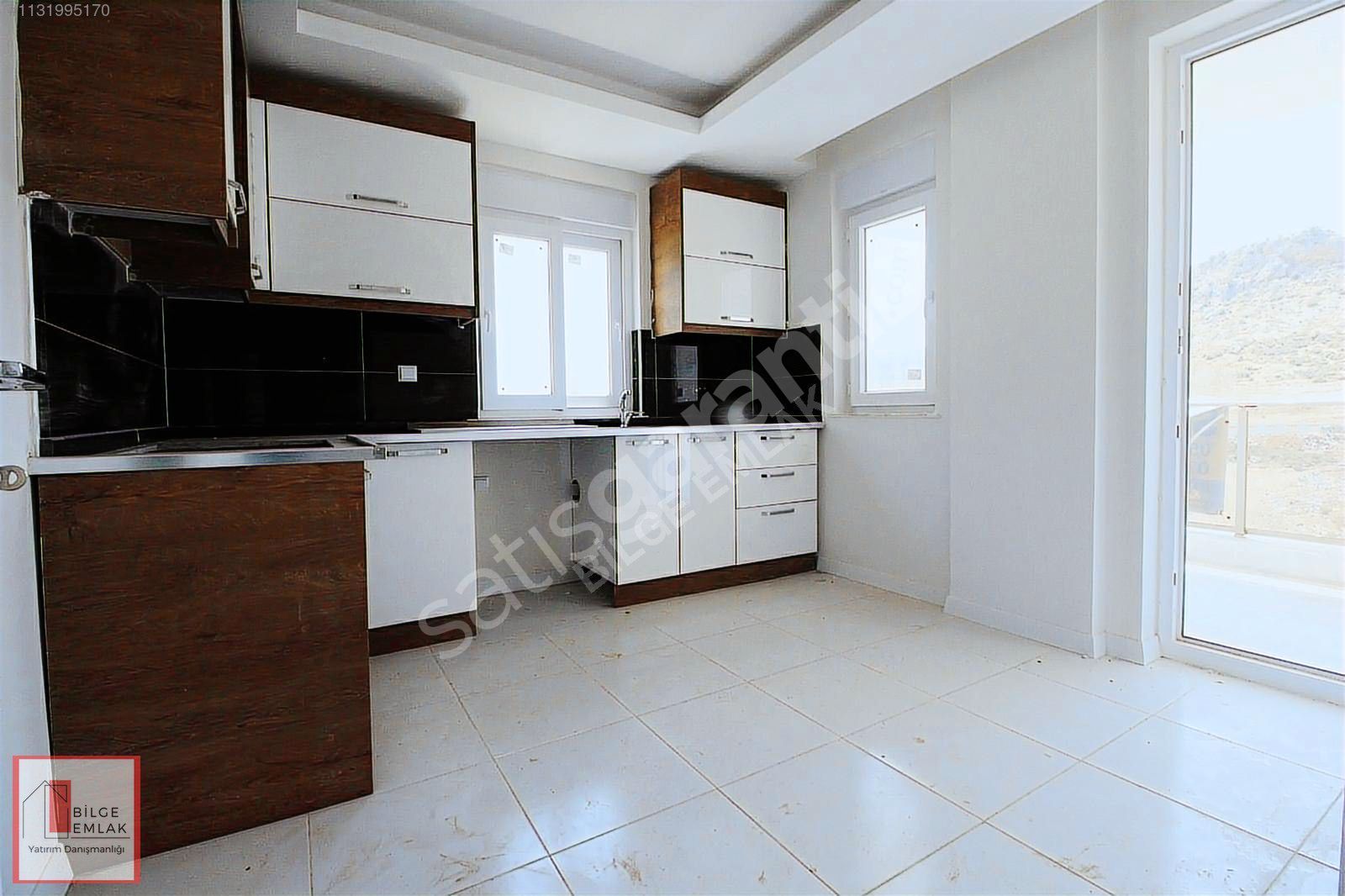 Kepezin incisi F Çakmak da havuzlu site içerisinde Kiralık!!