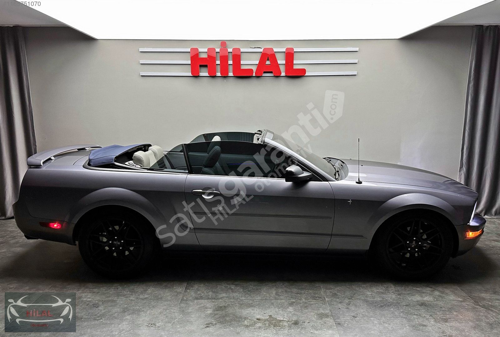 HİLAL'den 2006-2019 Çıkışlı 130 Bin Km'de Mustang Cabrio 4.0