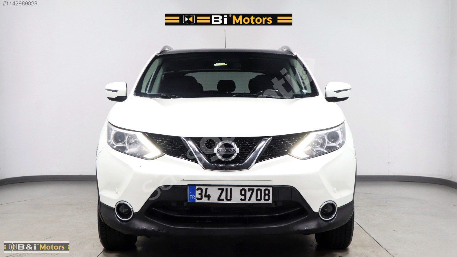 Bİ MOTORS 'TAN NİSSAN QASHQAİ 1.6 DCi SKYPACK CAM TAVAN