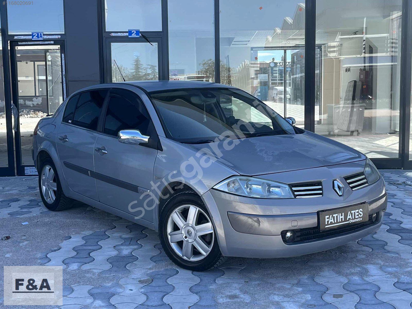 K.Kartına 12 Taksit! 2004 Değişensiz Renault Megane Dynamique