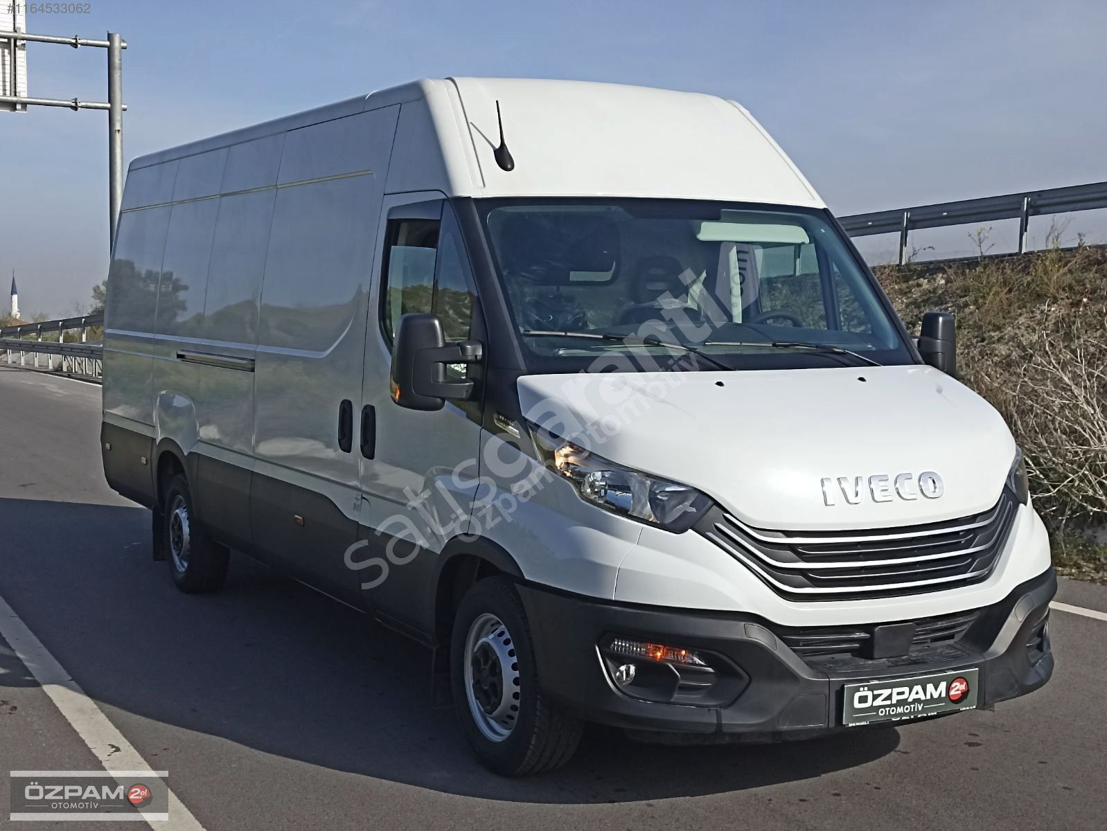ÖZPAM OTOMOTİVDEN 2023 IVECO 35 C 16 IVECO DALLY 18M3 PANELVAN
