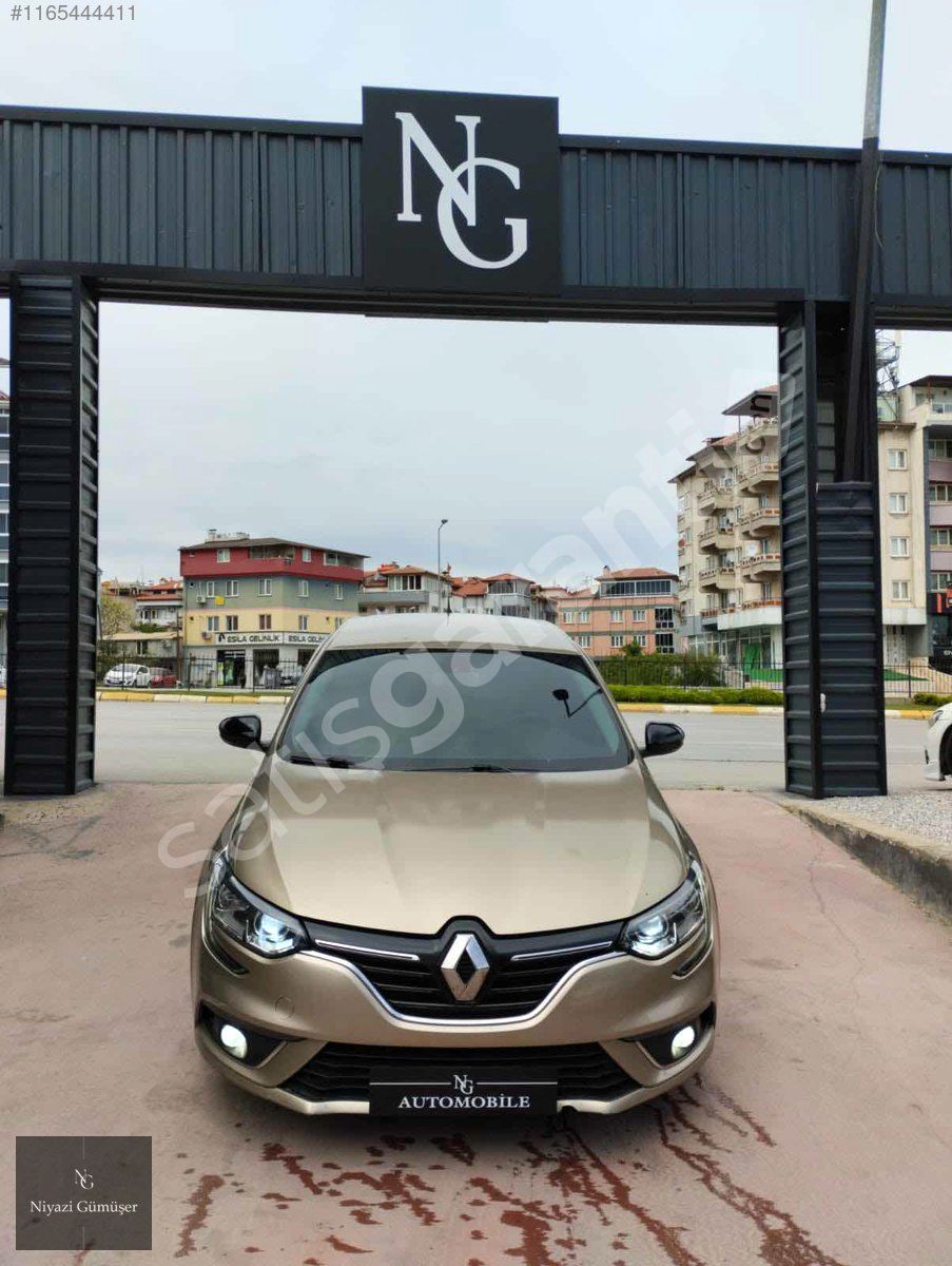 "NG AUTOMOBİLE" DEN MAGANE TOUCH CROME FULL DOLU 110BKM KAYİTSİZ