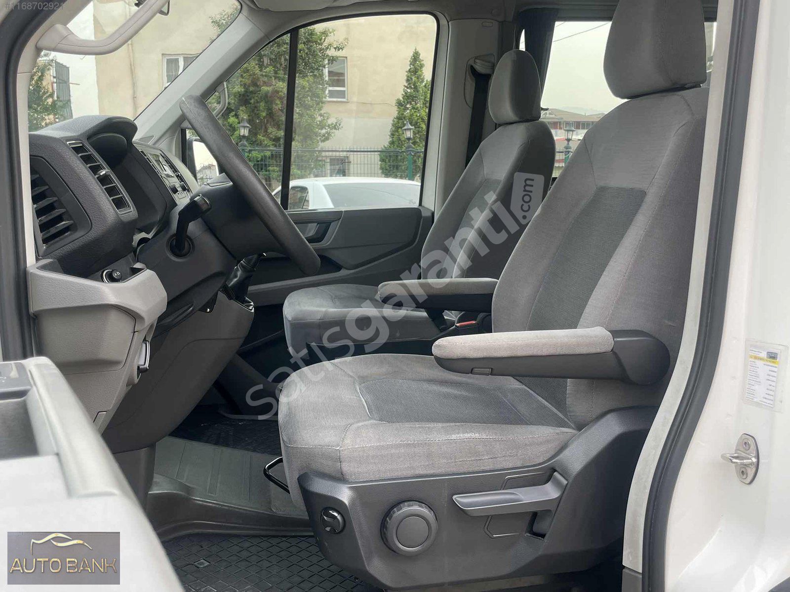 AUTO BANK TAN CRAFTER ORJ ALM ÇIFTEKER. ÇİFT KLİMA HATASIZ 2019