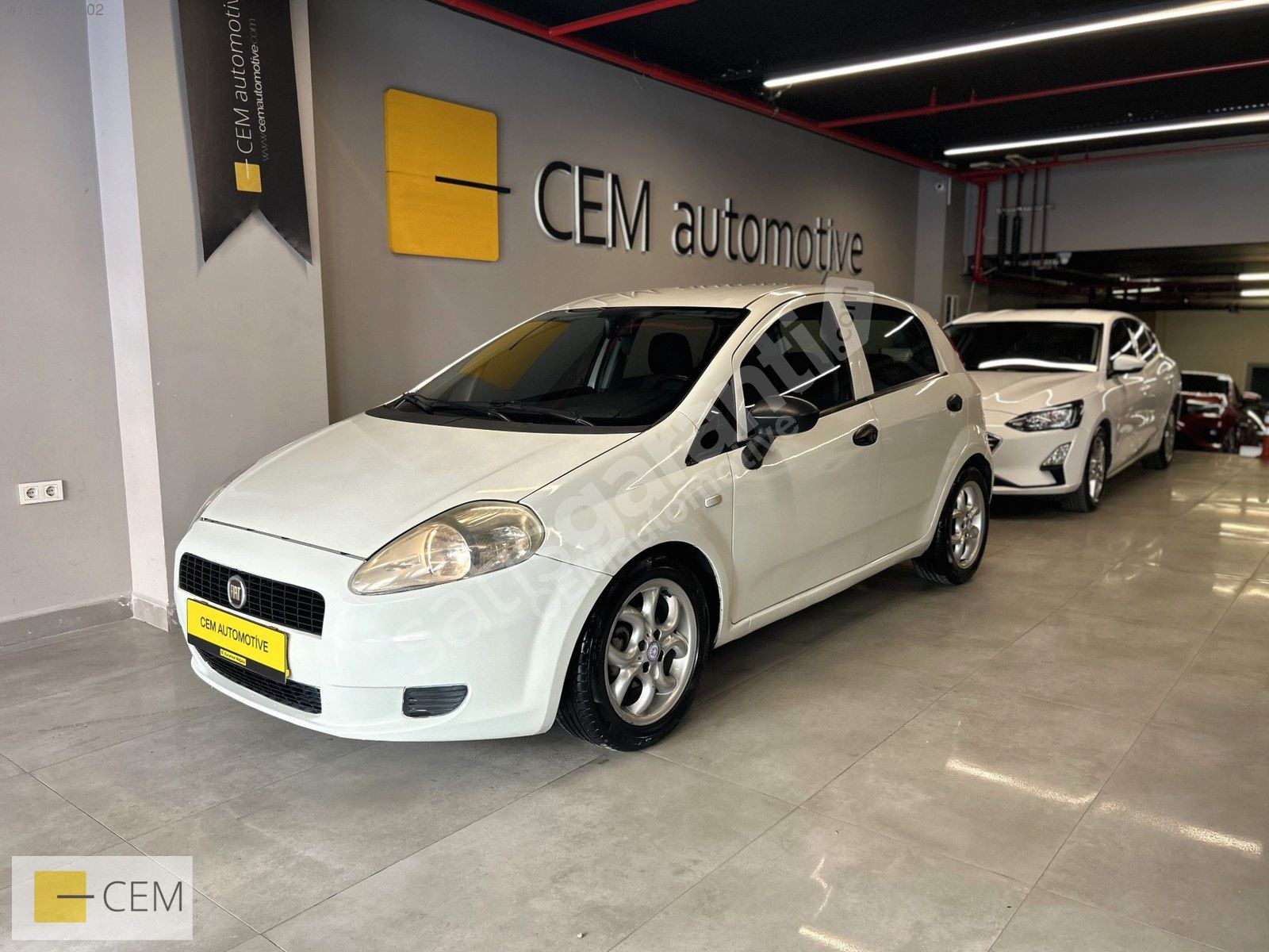 CEMautomotive-2011 FİAT GRANDE PUNTO 1.3 DİZEL