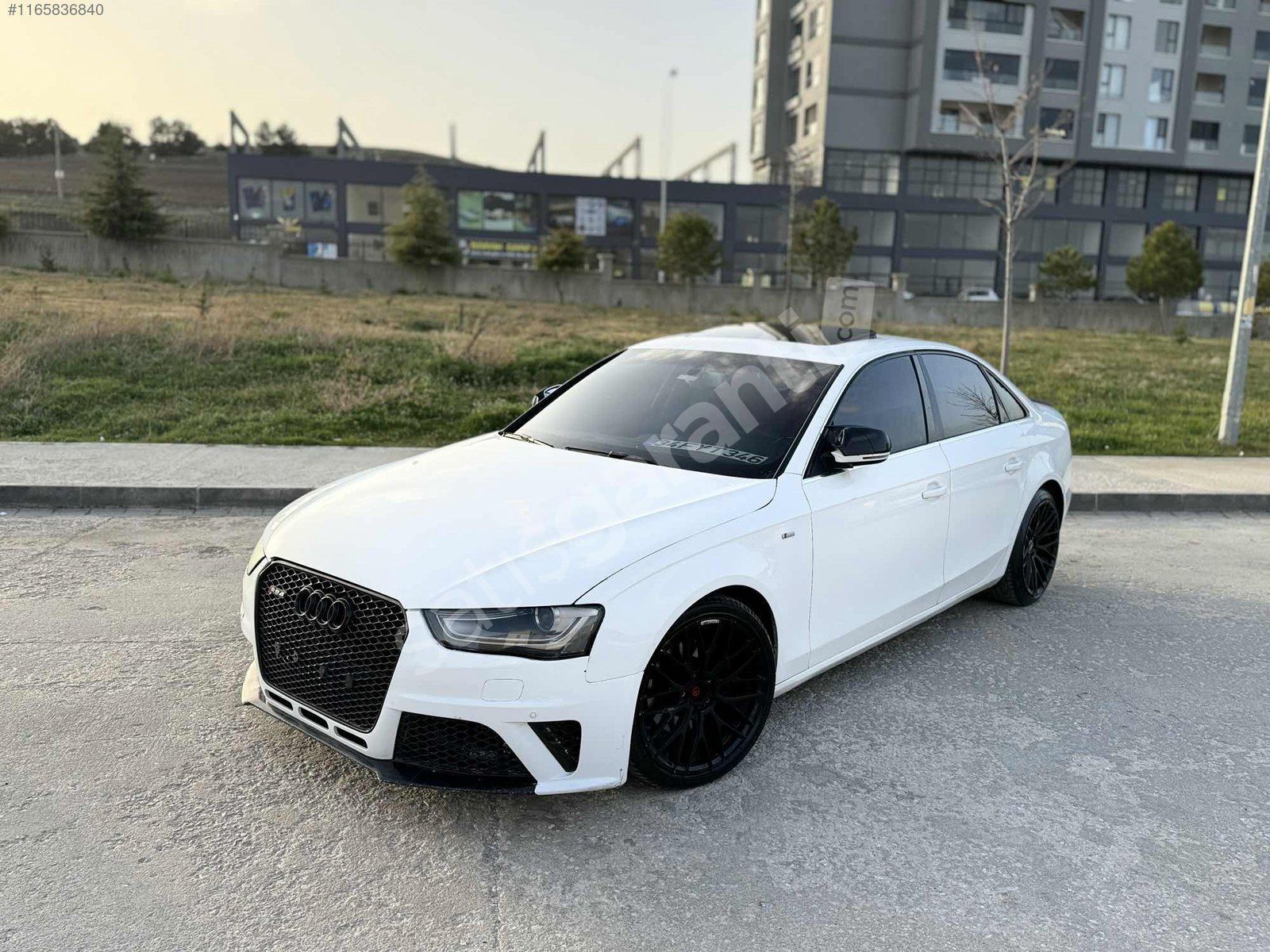 1.8 TFSİFACELİFT DÖNÜŞÜM S LINE SANRUFLU İÇİ KIRMIZI
