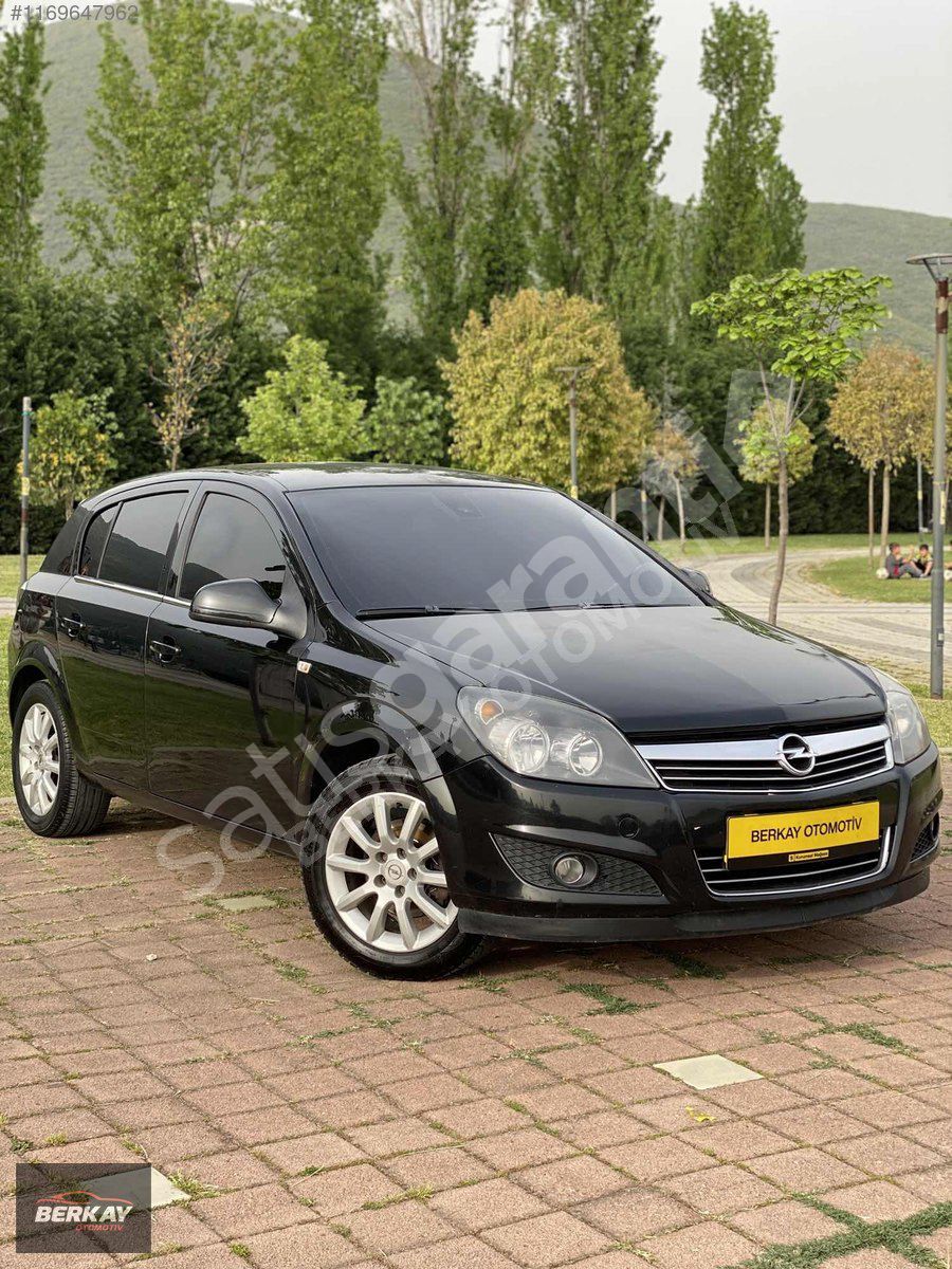 BERKAY OTOMOTİV HATASIZ BOYASIZ OPEL ASTRA 1.6 BENZİN-LPG 115HP