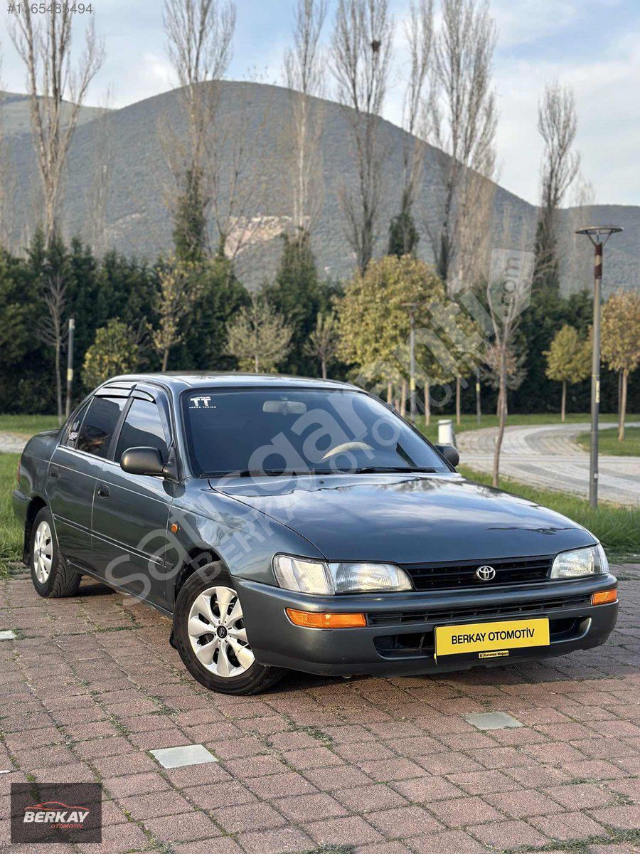 BERKAY OTOMOTİV TOYOTA COROLLA 1.3 XL EMSALSİZ TEMİZLİKTE