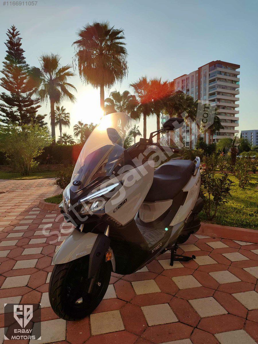 2023 KYMCO Xtown 250 CT