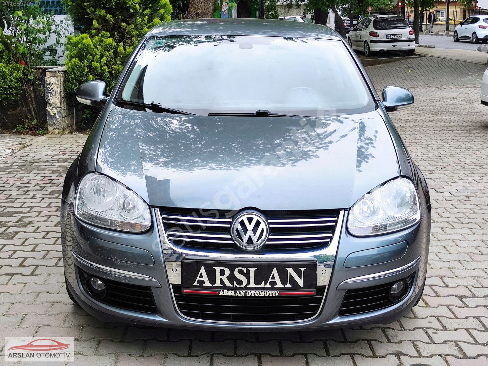 2010 EMSALSİZ JETTA SADECE 71 BİN KM DE OTOMATİK