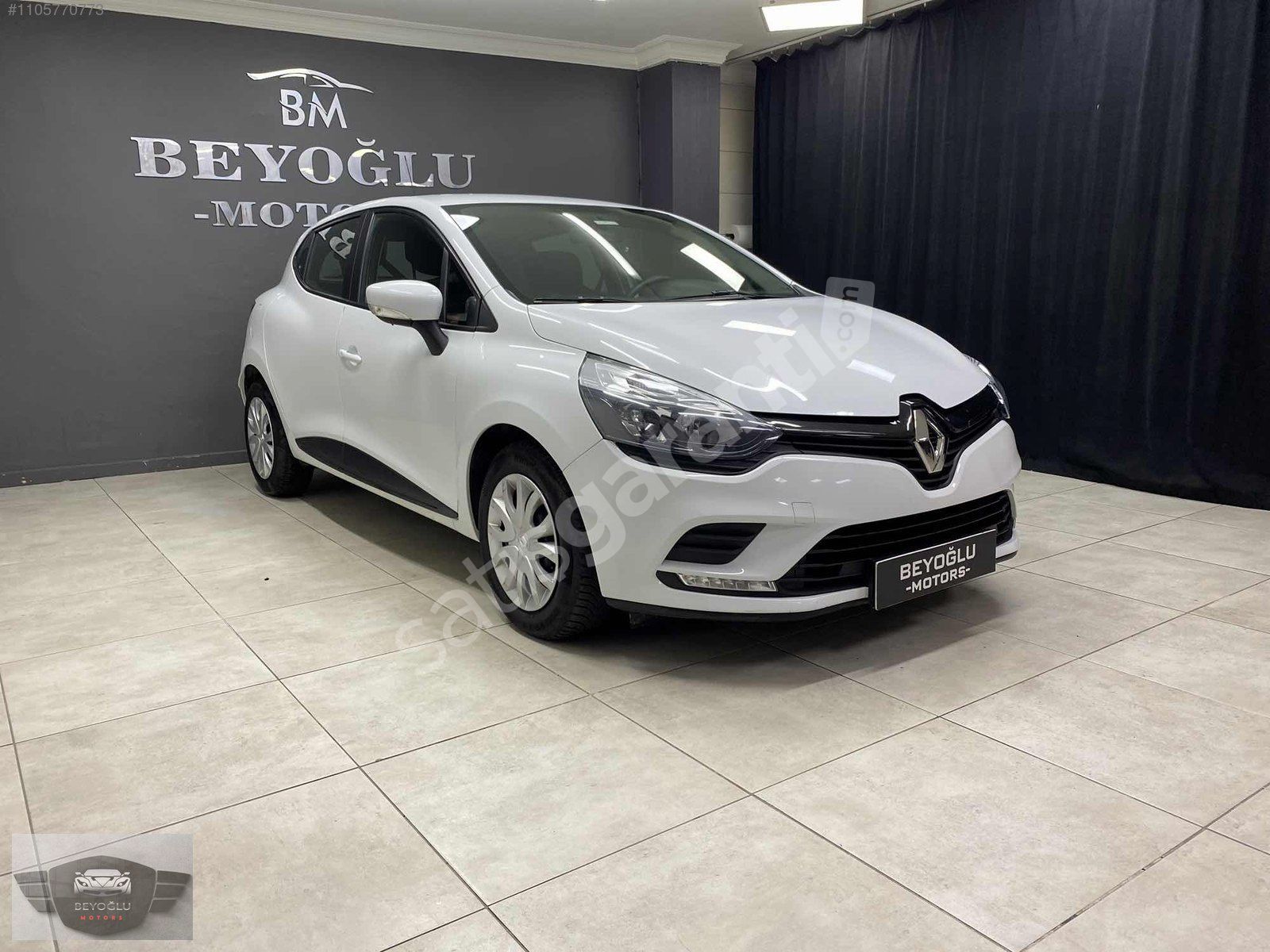 BEYOĞLU MOTORS 2020 RENAULT CLİO 0.9 TCE JOY TURBO BENZİN BEYAZ